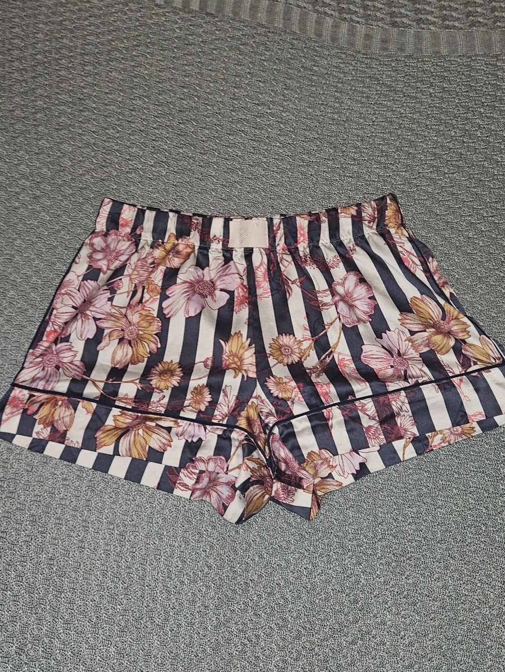 Floral Stripe Women’s Victoria's Secret Lounge Shorts - Pink & Gray